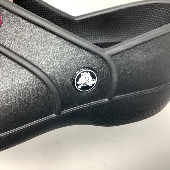 Crocs Black Neria Slip-Resistant Clog - Picture 6 of 8